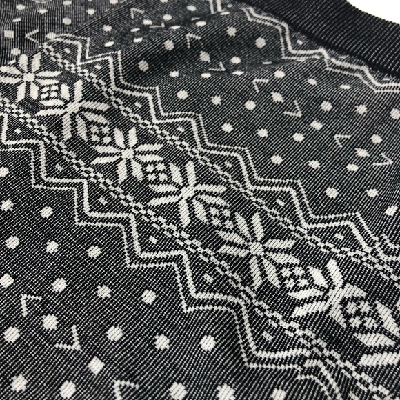 Ardene Holiday Snowy Patterned Black & White Stretchy Leggings Tights Pants - Picture 2 of 5